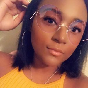 Meet your Posher, Alana